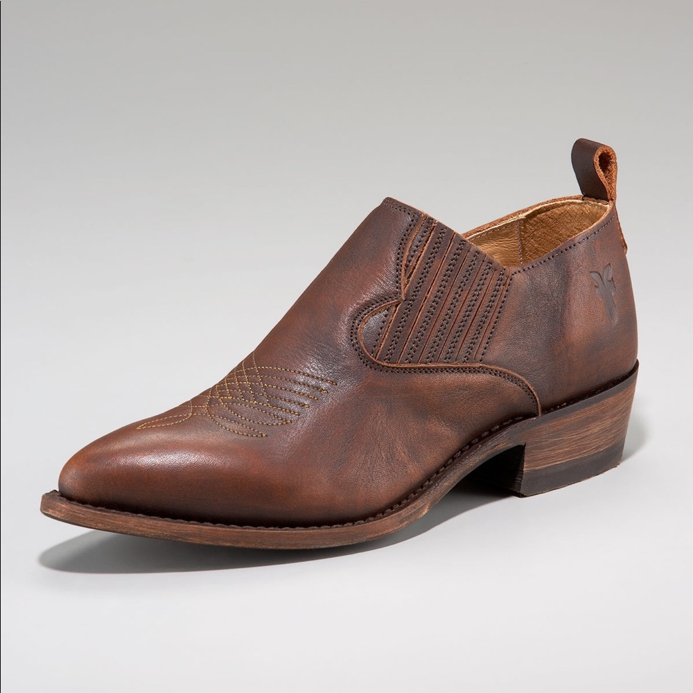 Frye Billy Shootie Gored Slip-On